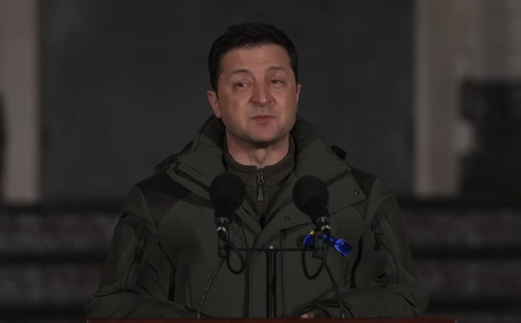 Зеленский поздравил украинцев с Днем единения в Мариуполе (ВИДЕО)