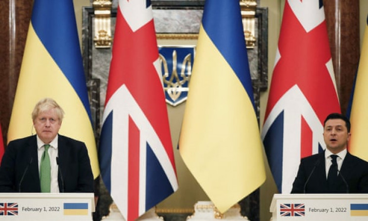 Джонсон и Украина на первых страницах: Обзор британской прессы