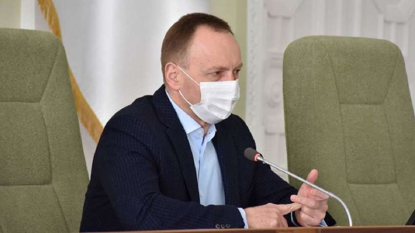 Возле Чернигова продолжаются тяжелые бои: бронетехника врага идет на Киев и Нежин