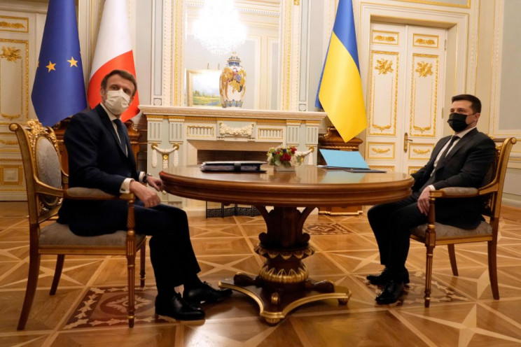 Что делал французский президент Эммануэль Макрон в Украине: Фоторепортаж