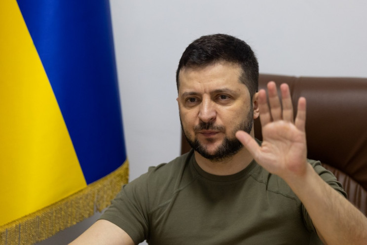Зеленский впервые после войны дал интервью российским журналистам