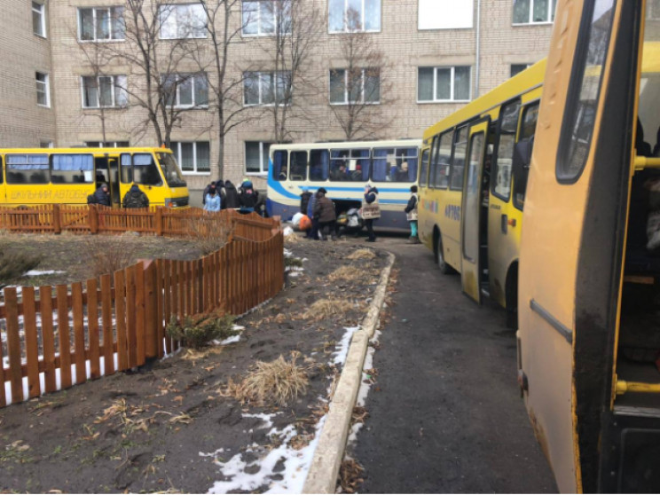 На Харьковщине из психоневрологического интерната эвакуировали 300 подопечных и работников