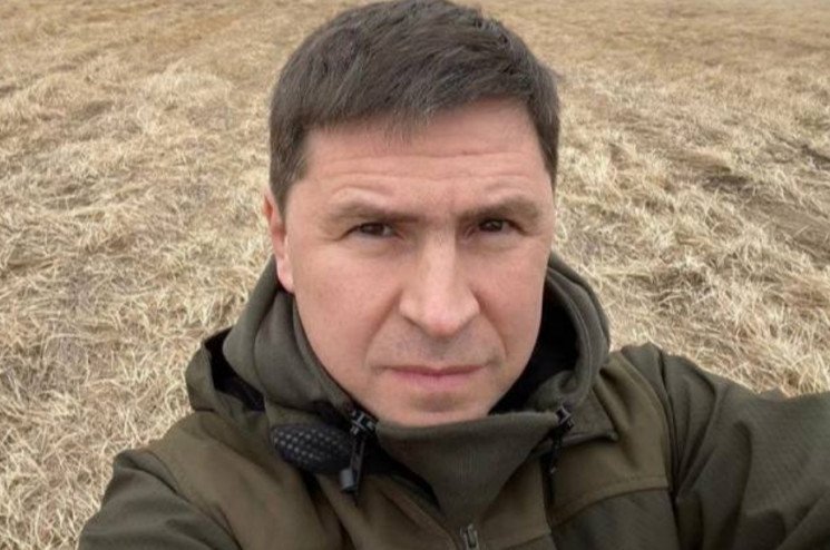 Российские войска за деньги собирают паспортные данные украинцев на Юге, – Подоляк