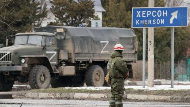 Оккупанты раздают в Херсонской области листовки, в которых называют настоящие цели войны в Украине
