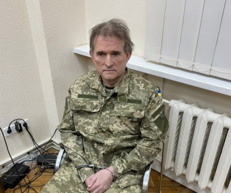 Яхта, автомобили и дома: Суд арестовал еще 154 объекта движимого и недвижимого имущества Медведчуков