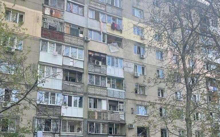 Во время ракетных обстрелов Одессы пострадало 250 квартир