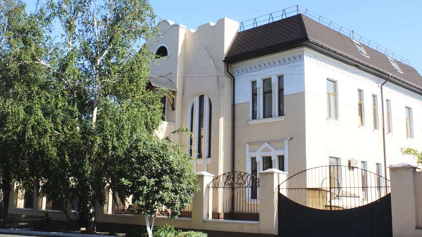 Культурные преступления РФ: какие музеи в Украине разбомбили и разворовали оккупанты