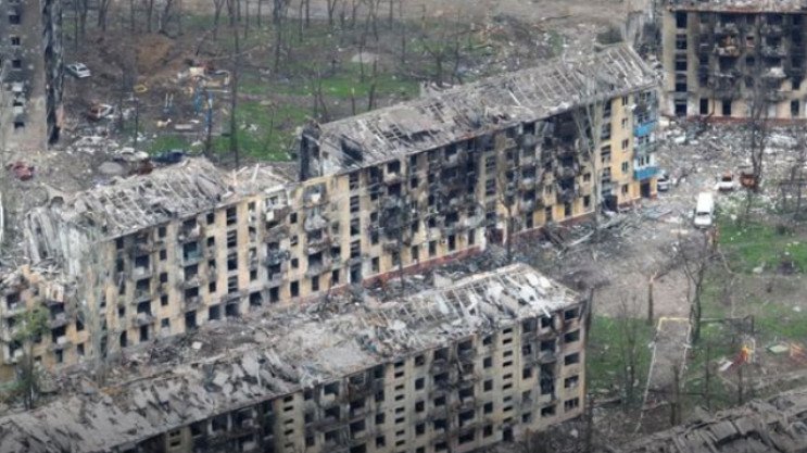 Жертвами рашистов в Мариуполе стали 25 тысяч мирных жителей, — “Азов”