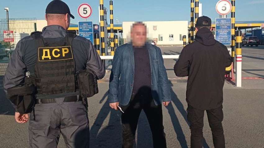 Из Украины принудительно выставили «уголовного авторитета» из санкционного списка СНБО