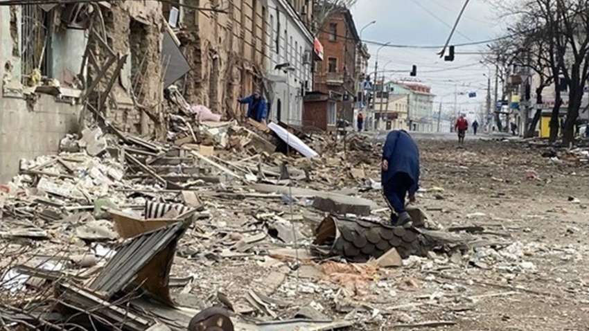 Мариуполю и его жителям угрожают дизентерия и холера: подробности