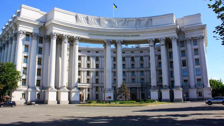В Офисе президента и МИД Украины и Британии отреагировали на приговоры “трибунала ДНР” иностранцам
