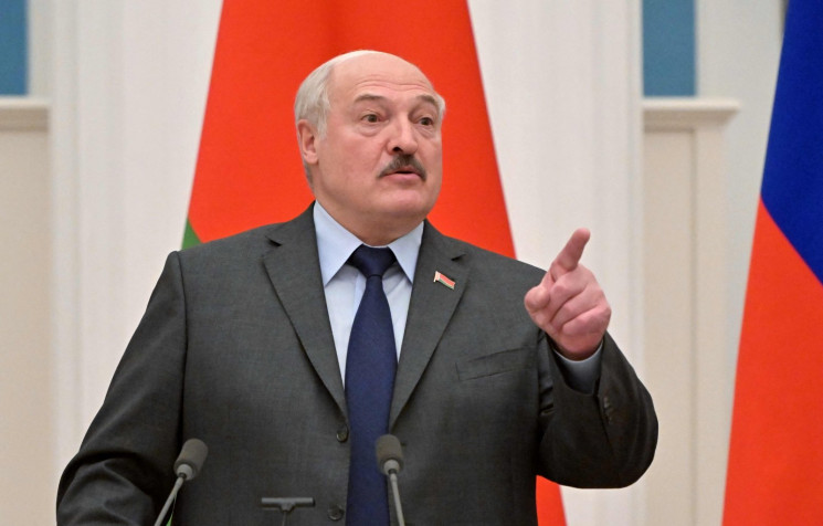 Очередной бред от лукашенко: “россия не хочет поработить Украину”