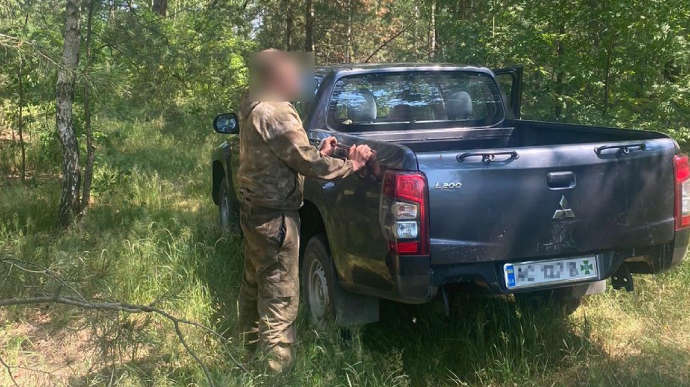 Белорусский пограничник под обстрелами своих пробрался в Украину, чтобы воевать с РФ