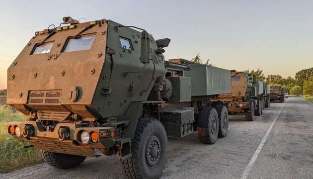 У США пояснили, чому не дають стільки систем HIMARS, скільки просить Україна