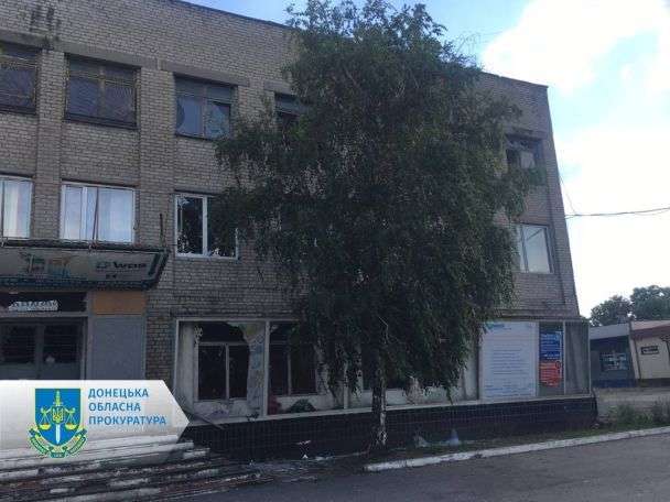 РФ Ураганами обстріляла центр Бахмута: загинуло 7 мирних жителів, ще 6  були поранені