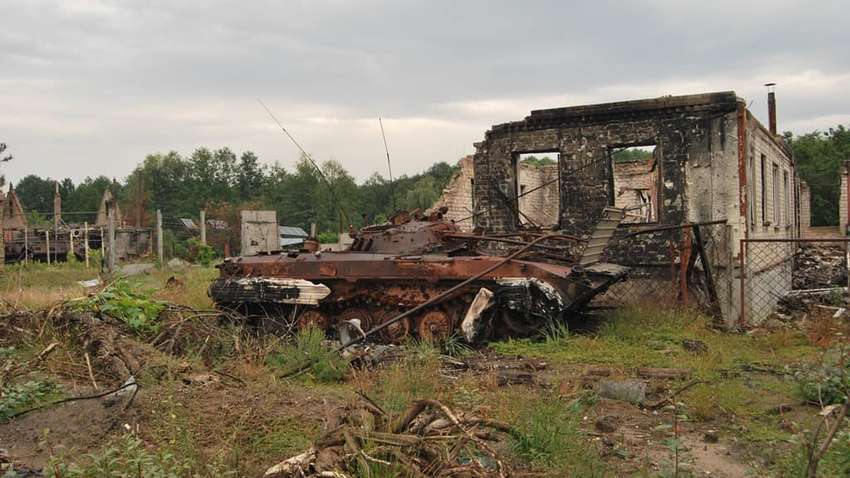 ЗСУ вдарили по позиціях окупантів на Луганщині: знищено багато техніки та живої сили ворога