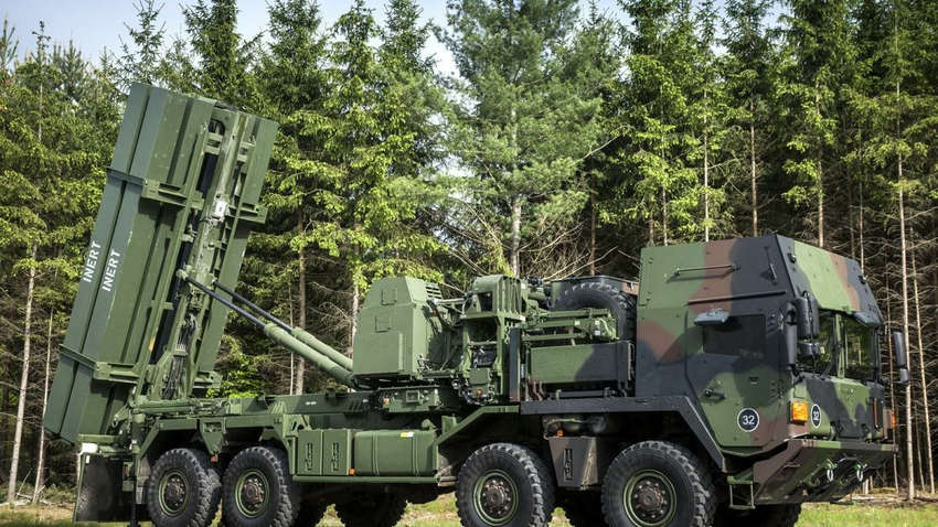 Україна отримала першу німецьку систему ППО IRIS-T