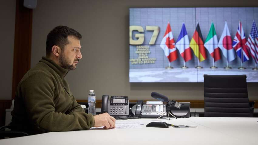 Закрити небо та ввести миротворців: які із закликів Зеленського можуть бути почуті
