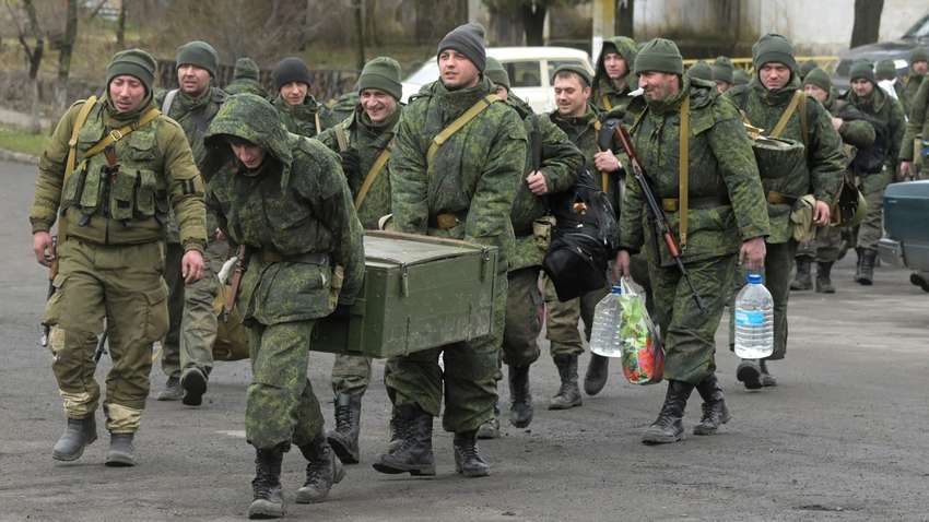 Російські командири організували бізнес на “спецоперації” Путіна в Україні