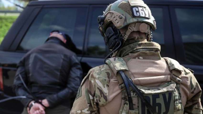 Як бути з колаборантами під час війни та не покарати тих, хто вимушено опинився в окупації