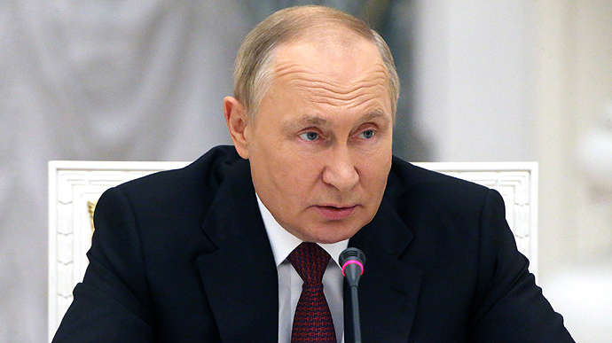 Путіну продовжують брехати про війну в Україні, – ЗМІ
