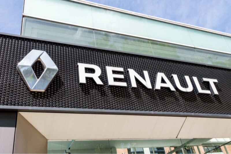 Акції Renault впали на 17% через зниження прогнозу