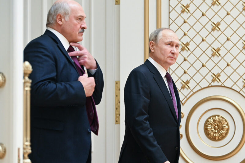 Білорусь обговорює фінансування від Росії на 2023 рік