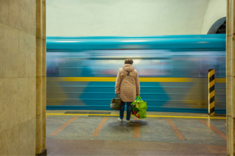 Зміни в русі метро Києва: закриті станції на червоній гілці
