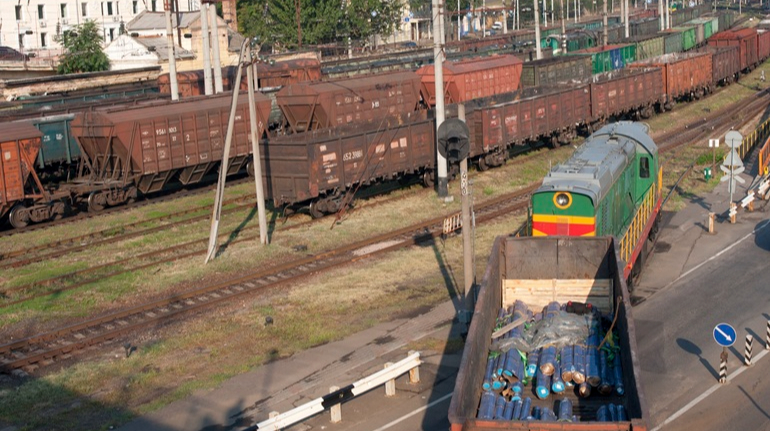 Укрзалізниця знизила обсяги вантажоперевезень на 11,8%