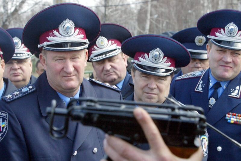 В Україні 145,2 тис. чоловіків призовного віку без роботи