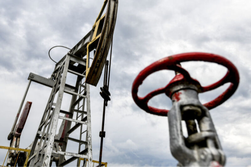 Путін дозволив Exxon повернутися до проекту “Сахалін-1”