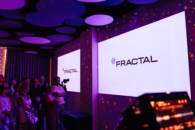 Netpeak Group змінила назву на Fractal