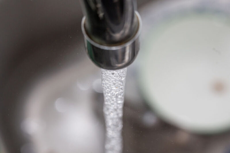 У Чернігові знеструмлено водоканал: терміново запасайтеся водою