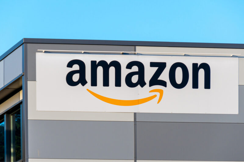 Amazon інвестує 1 мільярд доларів у зарплати працівників