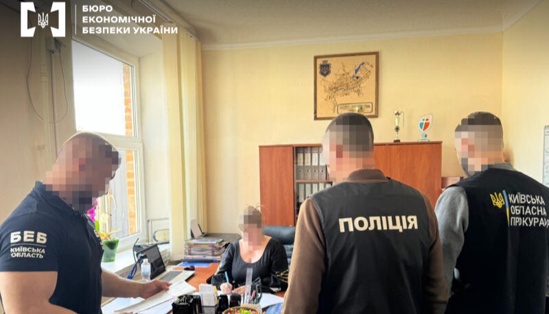 Директорам шкіл у Київській області повідомили про підозру