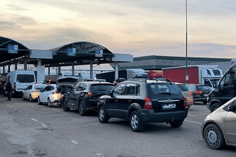 Нестабільна робота пунктів пропуску на кордоні