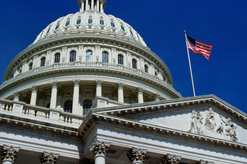 Сенатори США закликають до санкцій проти Росії