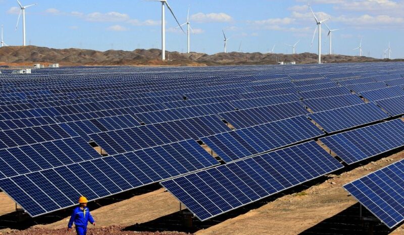 Сонячна енергетика: рекорди встановлення у 2025 році