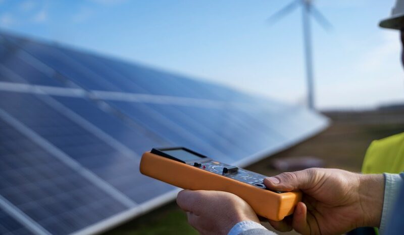 Нові сонячні батареї з міді: дешевше та екологічніше