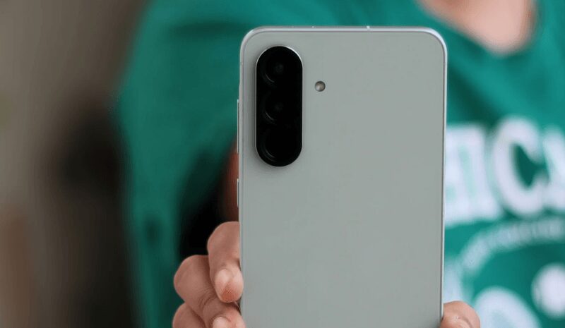 Samsung впроваджує жест “Назад” на смартфонах