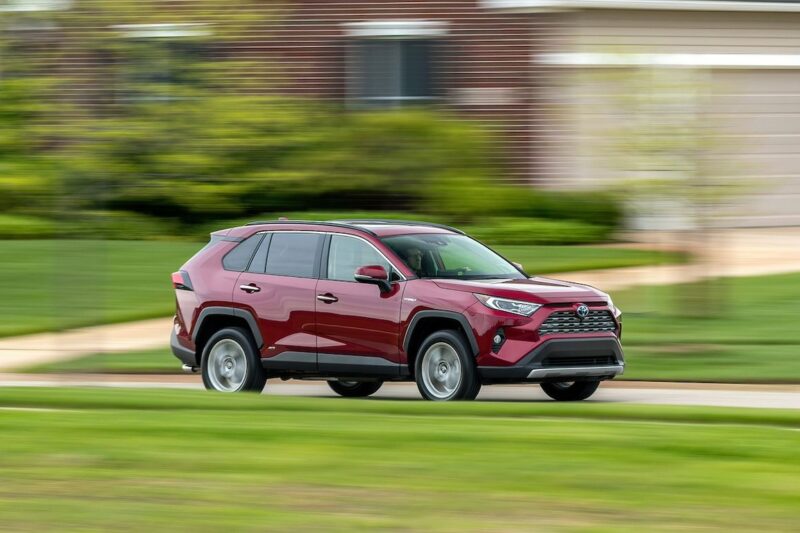 Надійні компактні кросовери: що обрати?