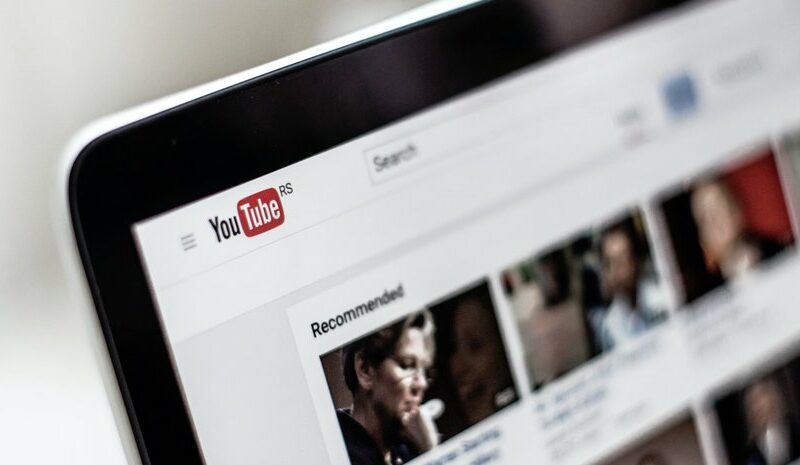 YouTube Music тестує ведучих зі штучним інтелектом