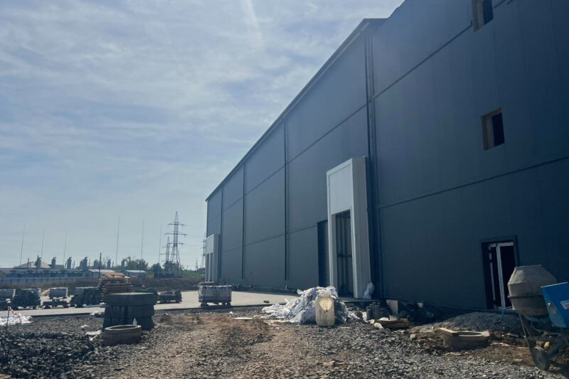 Завод з виробництва ліків у Ужгороді майже готовий