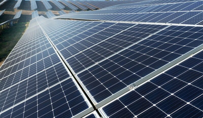 First Graphene підвищує ефективність сонячних елементів