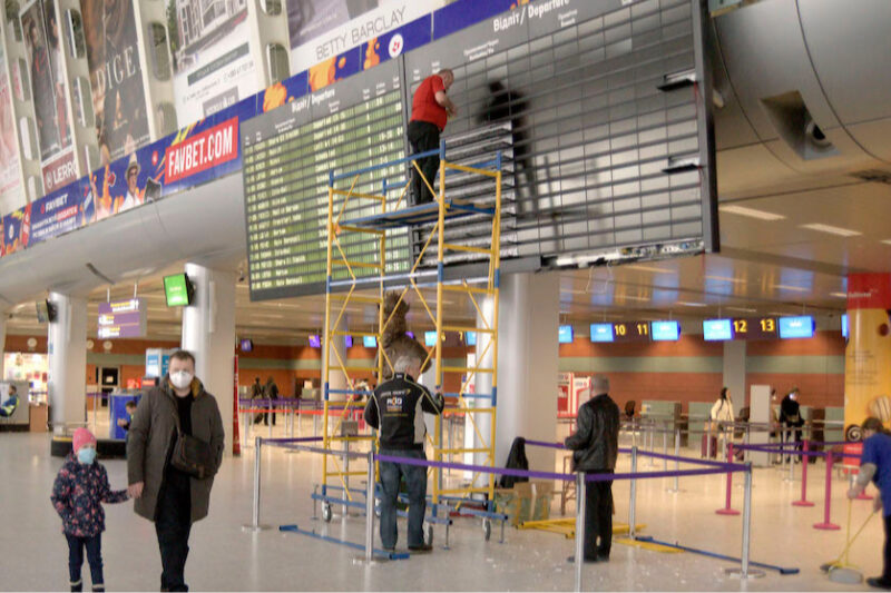 Атака програмою-вимагачем паралізувала аеропорти ЄС