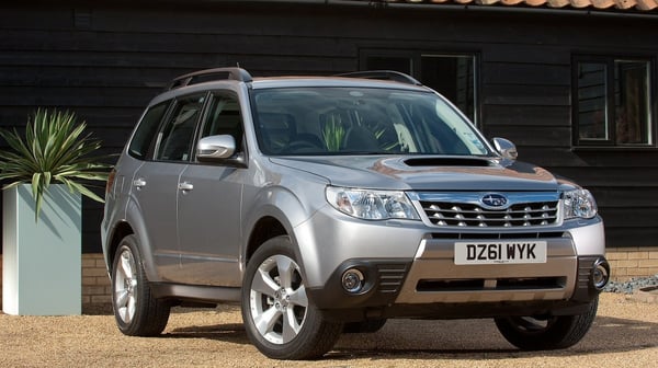 Огляд Subaru Forester: переваги та недоліки моделі