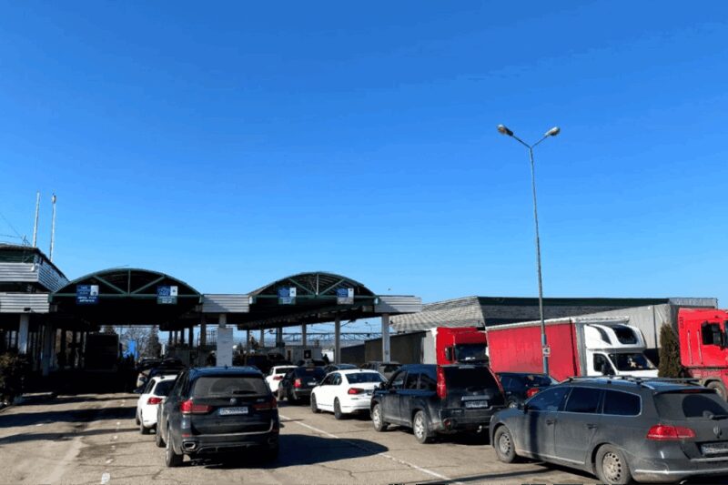 Затори на кордоні України 26 вересня: що відомо