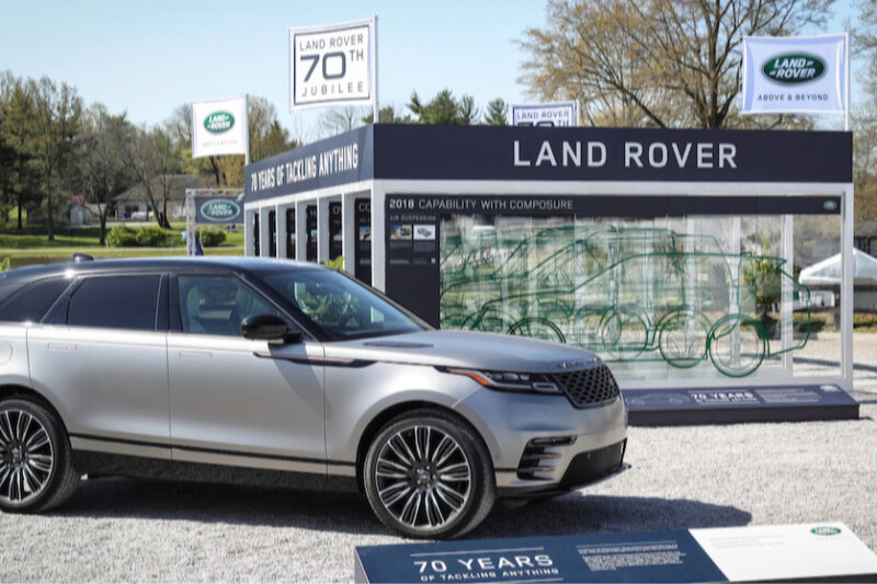 Jaguar Land Rover продовжує закриття заводів до жовтня