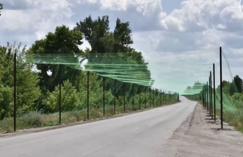 Запоріжжя: будівництво антидронових тунелів триває