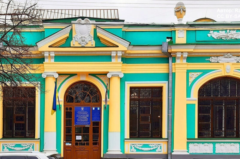 Суд повернув будівлю на Спаській у комунальну власність